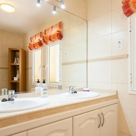 Playa De Fanabe Sleeps 8 With Pool And Wifi * Costa Adeje (Tenerife)