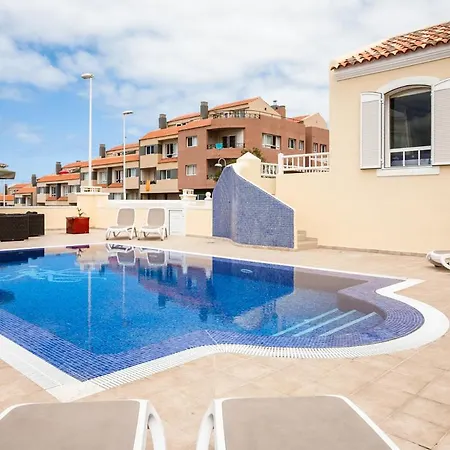 Playa De Fanabe Sleeps 8 With Pool And Wifi Vila Costa Adeje (Tenerife)