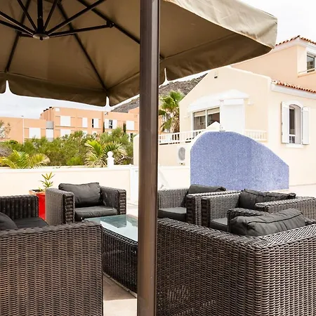 Vila Playa De Fanabe Sleeps 8 With Pool And Wifi *