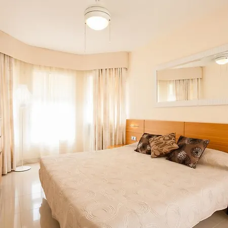 Playa De Fanabe Sleeps 8 With Pool And Wifi Villa